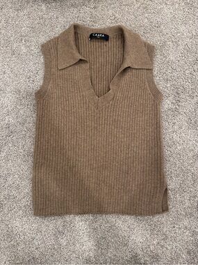 CAARA 100% Cashmere Ribbed Sleeveless Sweater Vest | Camel | XS